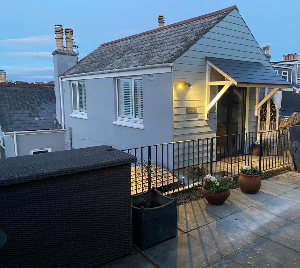 Little Trevio - Seaside Haven With Parking And Sea Views Apartment Brixham Exterior photo